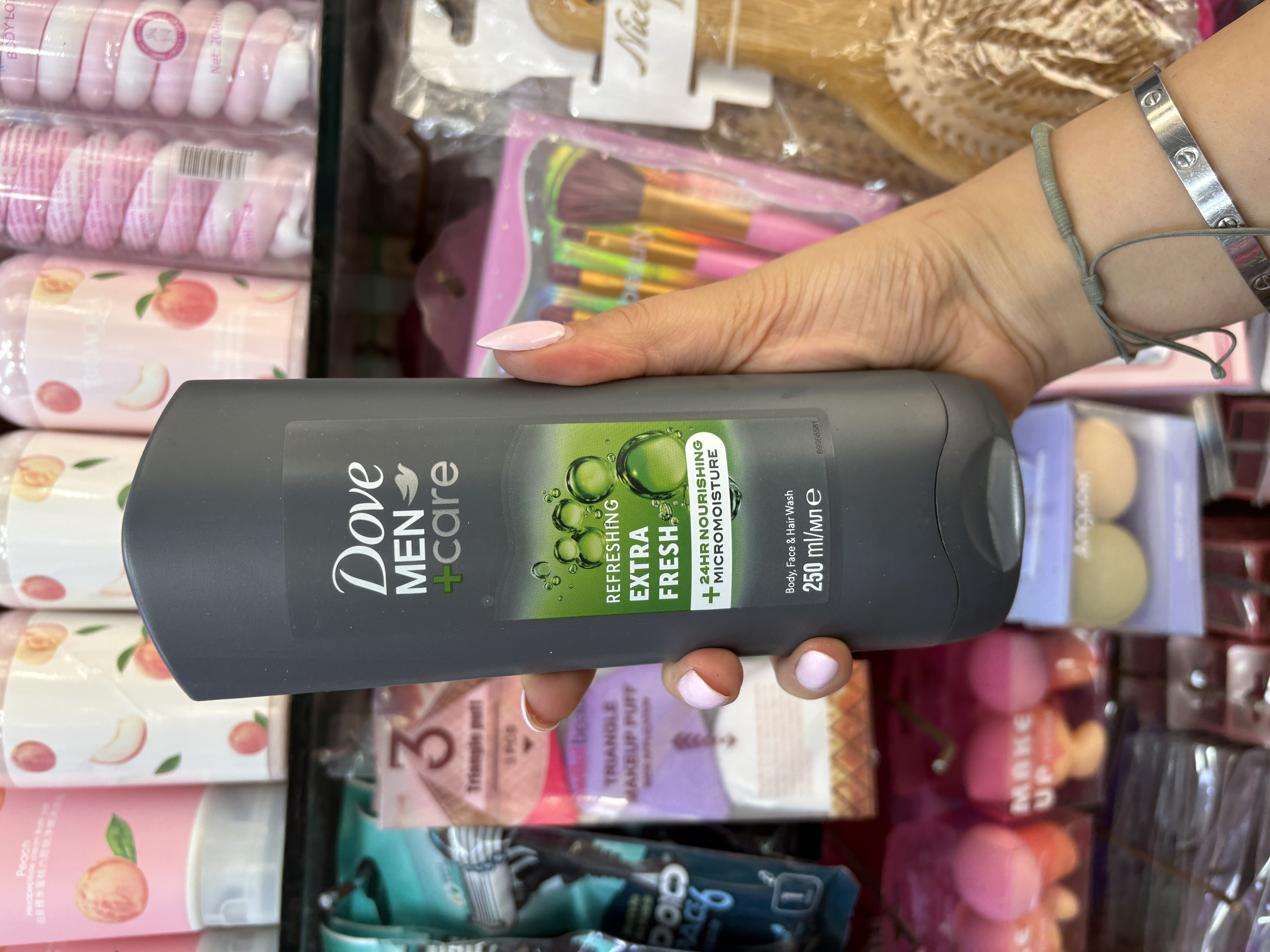 شامپو بدن و صورت داو مدل Extra Fresh حجم ۲۵۰میلی‌لیتر
