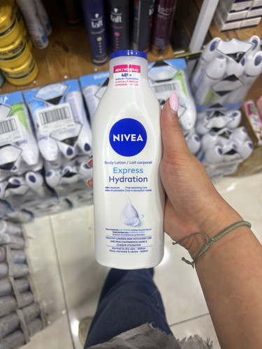 لوسیون بدن Express Hydration Bodyآلمانی اورجینال