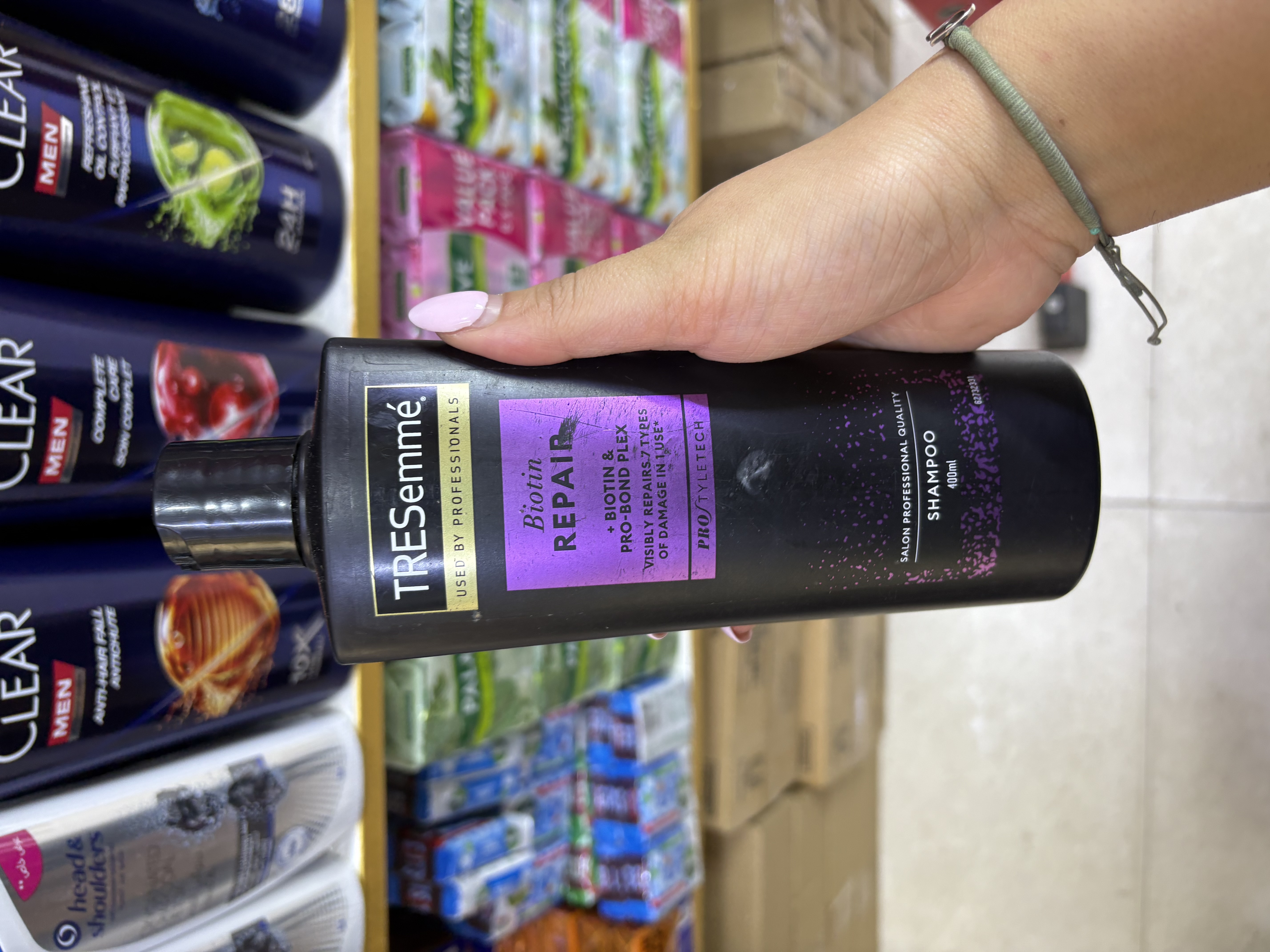 شامپو مو ترزمی tresemme مدل ترمیم مو با بیوتین Biotin Repair حجم 400 میلی لیتر (اورجینال)