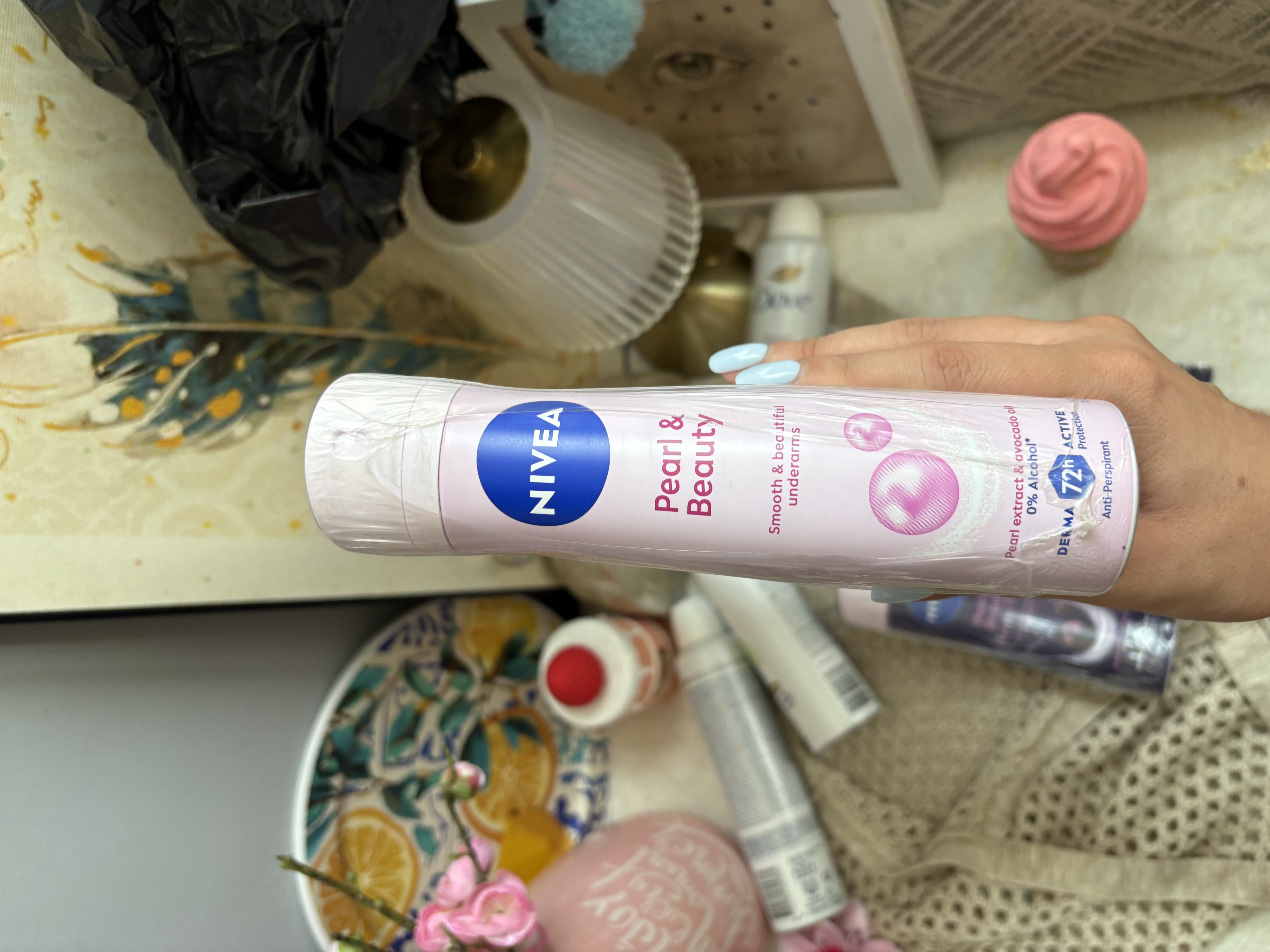 اسپری بدن زنانه مدل peral and beautyحجم 200میلی لیتر