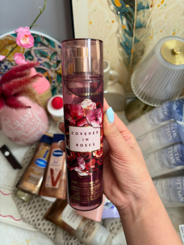 بادی اسپلش زنانه بس اند بادی Bath & Body Works مدل Covered In Roses حجم 236 میل