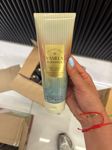 کرم بدن بث اند بادی ورکس vanilla romance