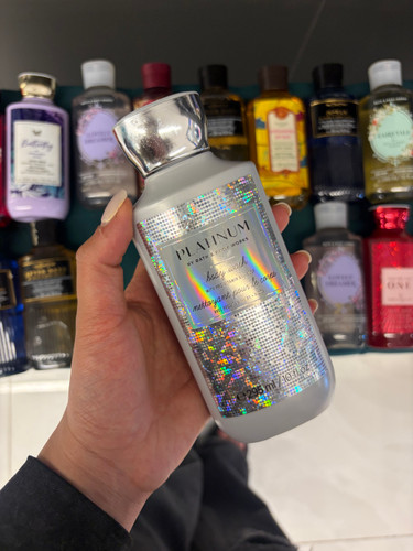 شامپو بدن PLATINUM بث اند بادی ورکز - BATH & BODY WORKS