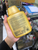 شامپو ضد ریزش ۹ گیاه مدل CARE SHAMPOO مخصوص مو خشک و اسیب دیده ۳۰۰ میلی لیتر بدون سولفات