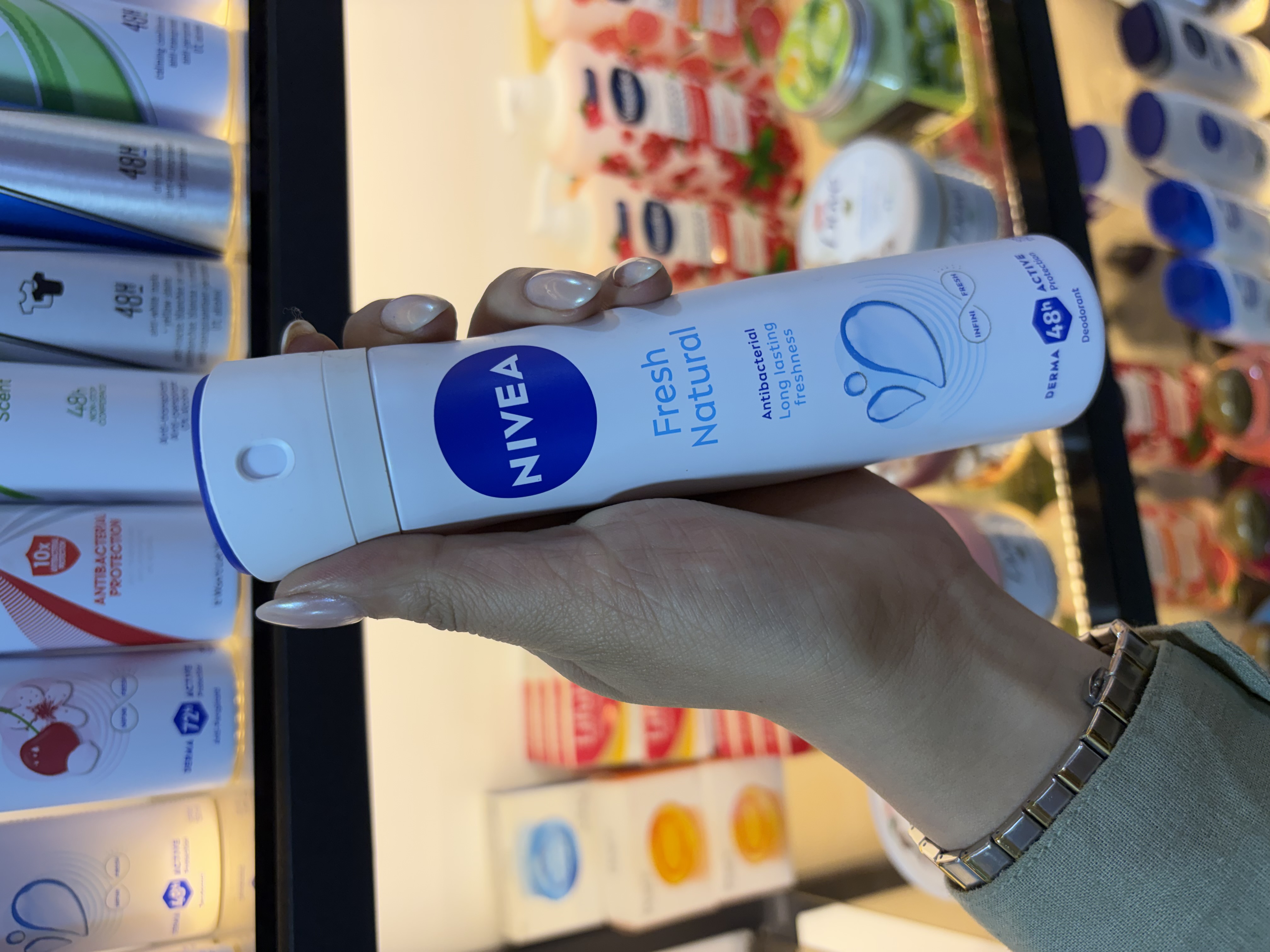 اسپری ضد تعریق زنانه مدل fresh natural حجم ۱۵۰ میل اورجینال آلمان